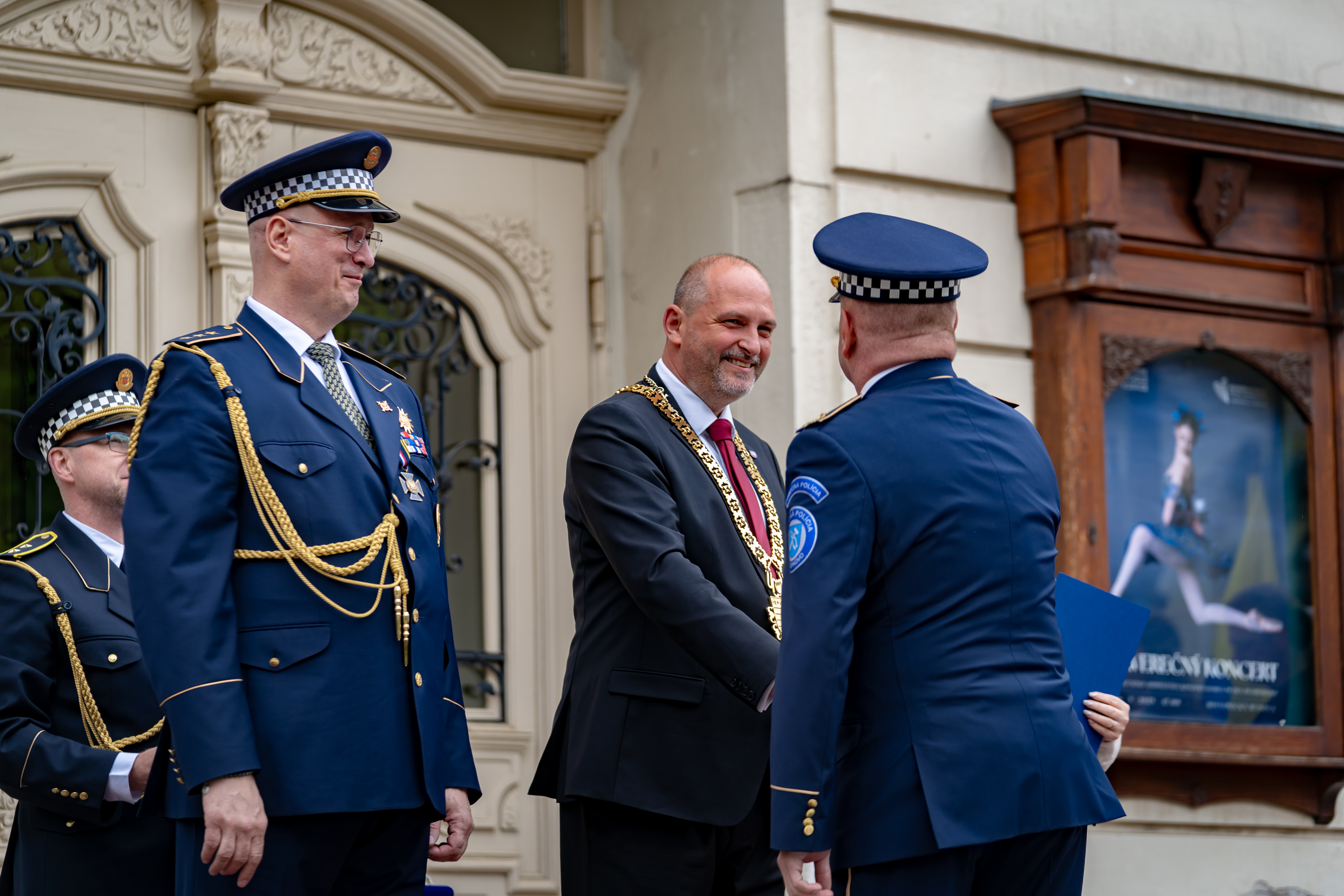 Slavnostne ocenovanie prislusnikov Mestskej policie -25